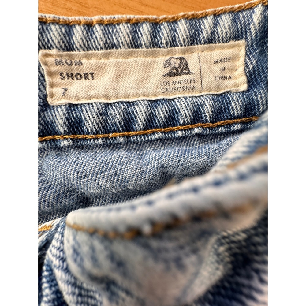 Bullhead Denim Co Jean Shorts Womens 25 Acid Wash High Rise Raw Hem Indie - Picture 12 of 13